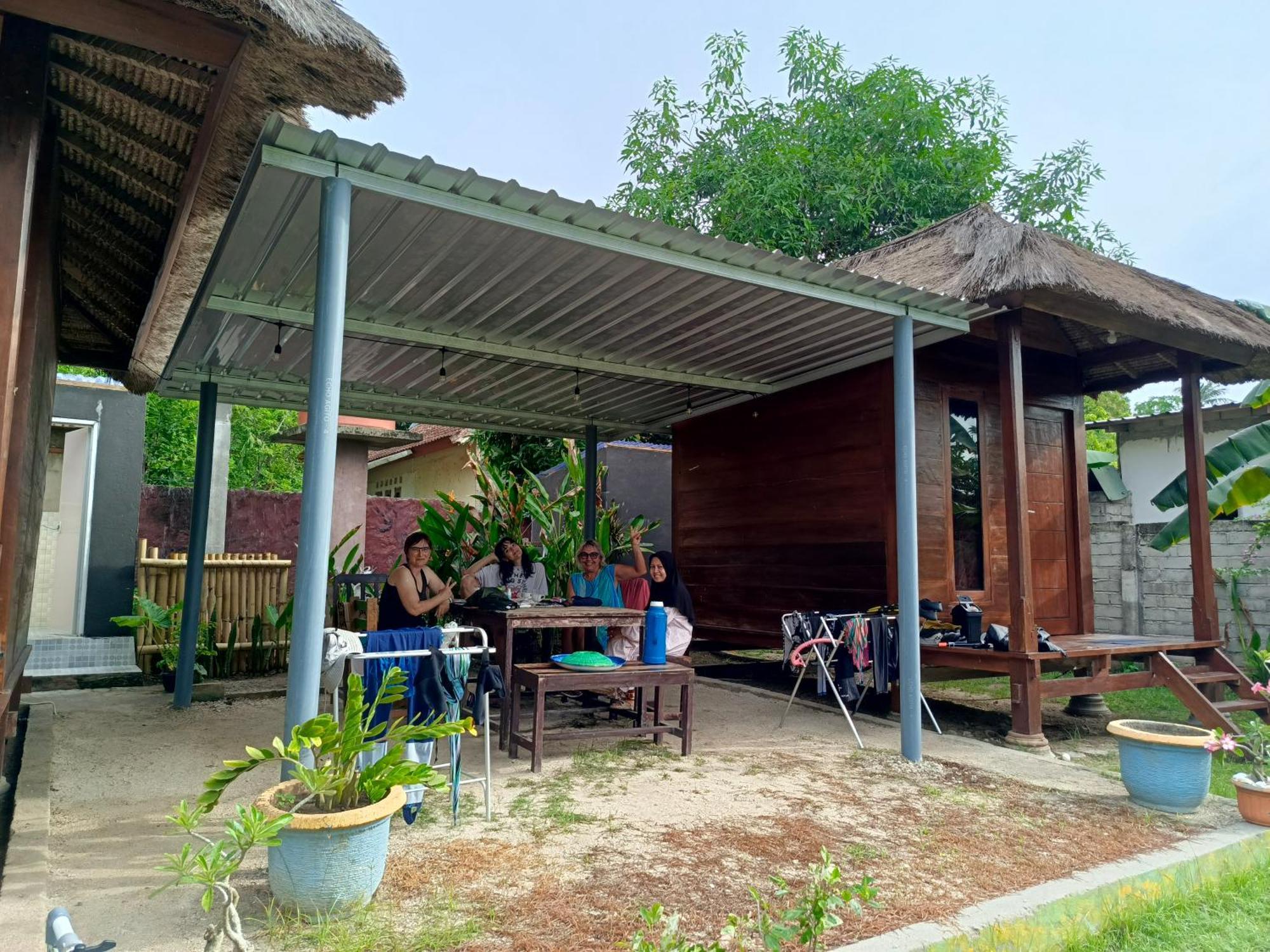 Yellow Coco Gili Gede Εξωτερικό φωτογραφία