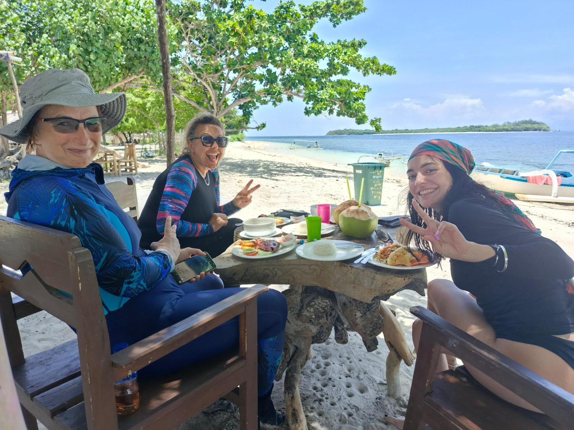 Yellow Coco Gili Gede Εξωτερικό φωτογραφία
